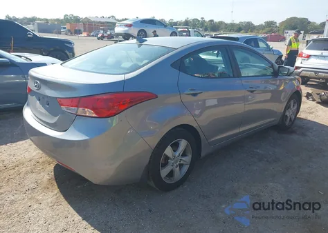 2013 Hyundai Elantra Gls z USA, uszkodzony, nr VIN KMHDH4AE9DU942764